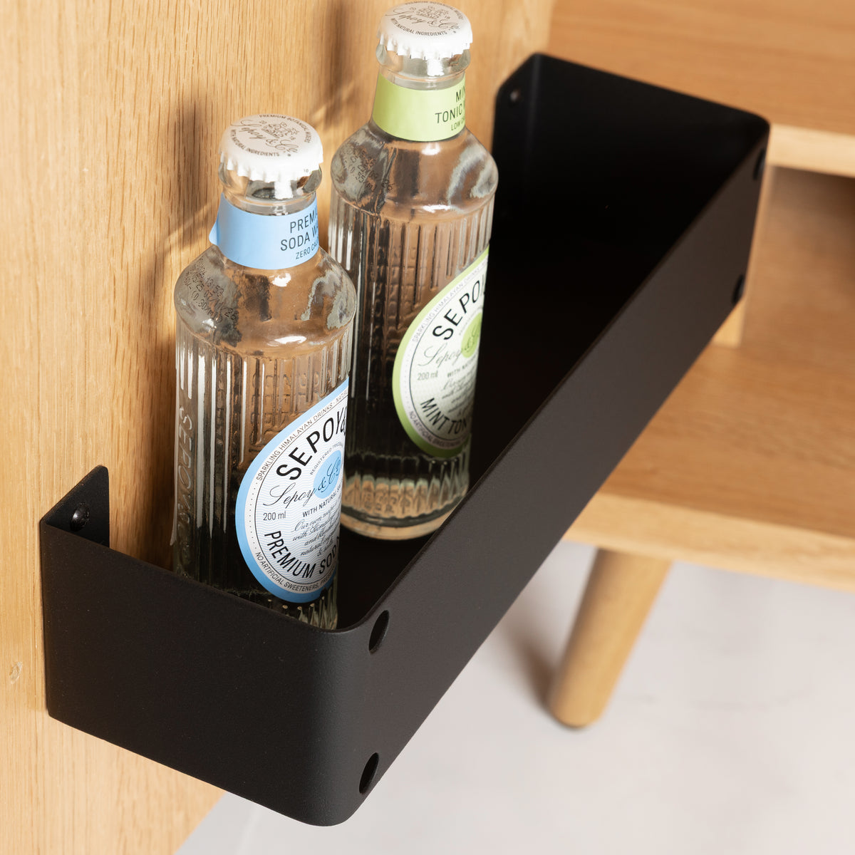 Neat Home Bar