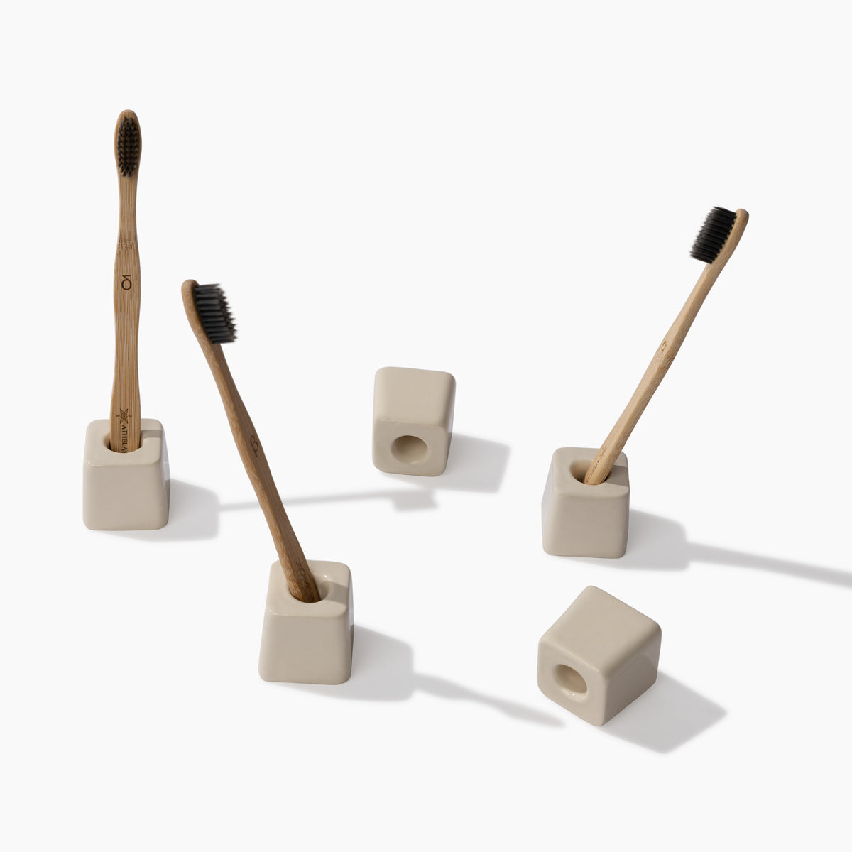 Vero Toothbrush Holder - Set of 2