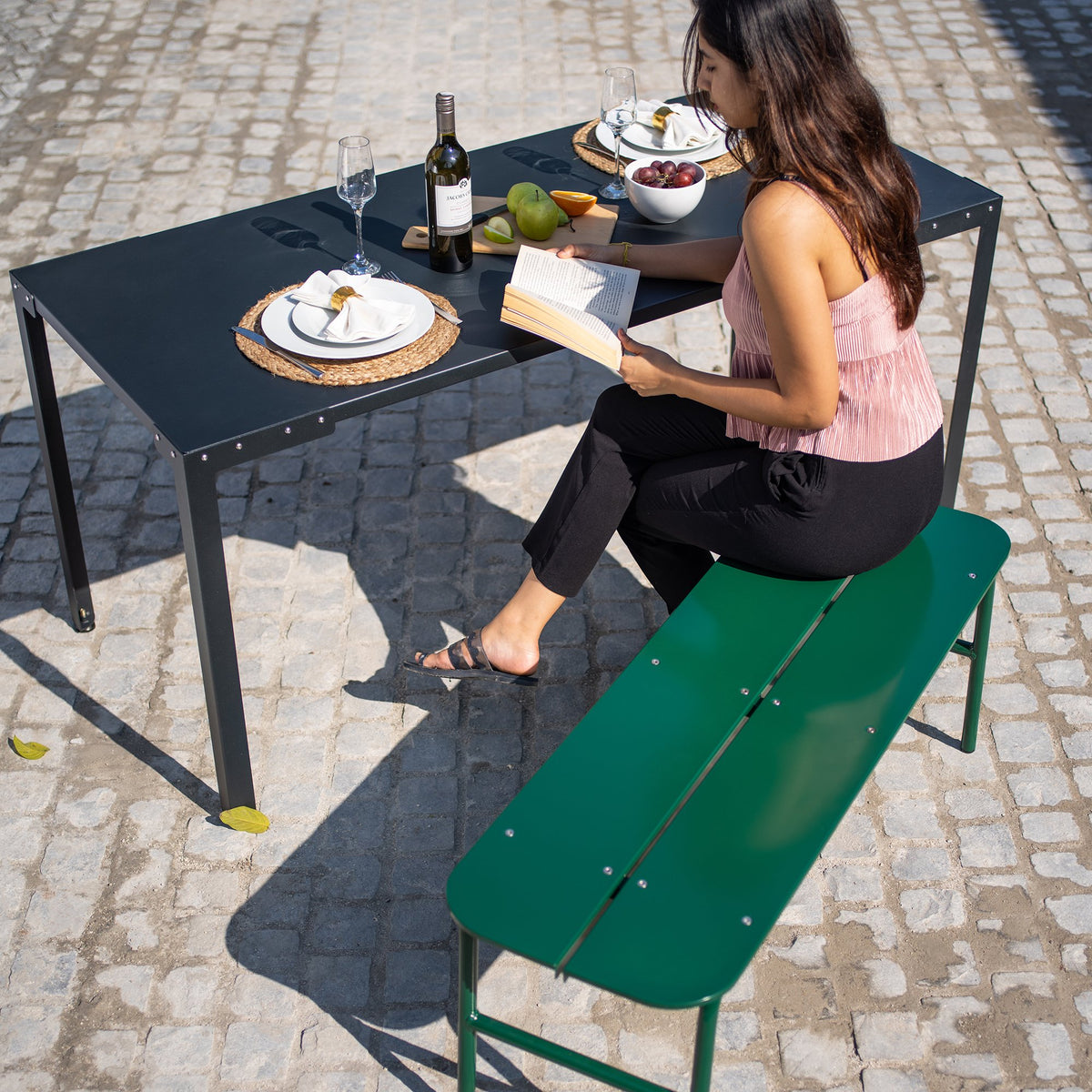 Cole Extenso Outdoor Table