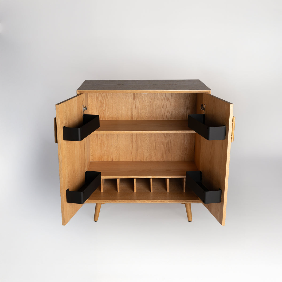 Neat Home Bar