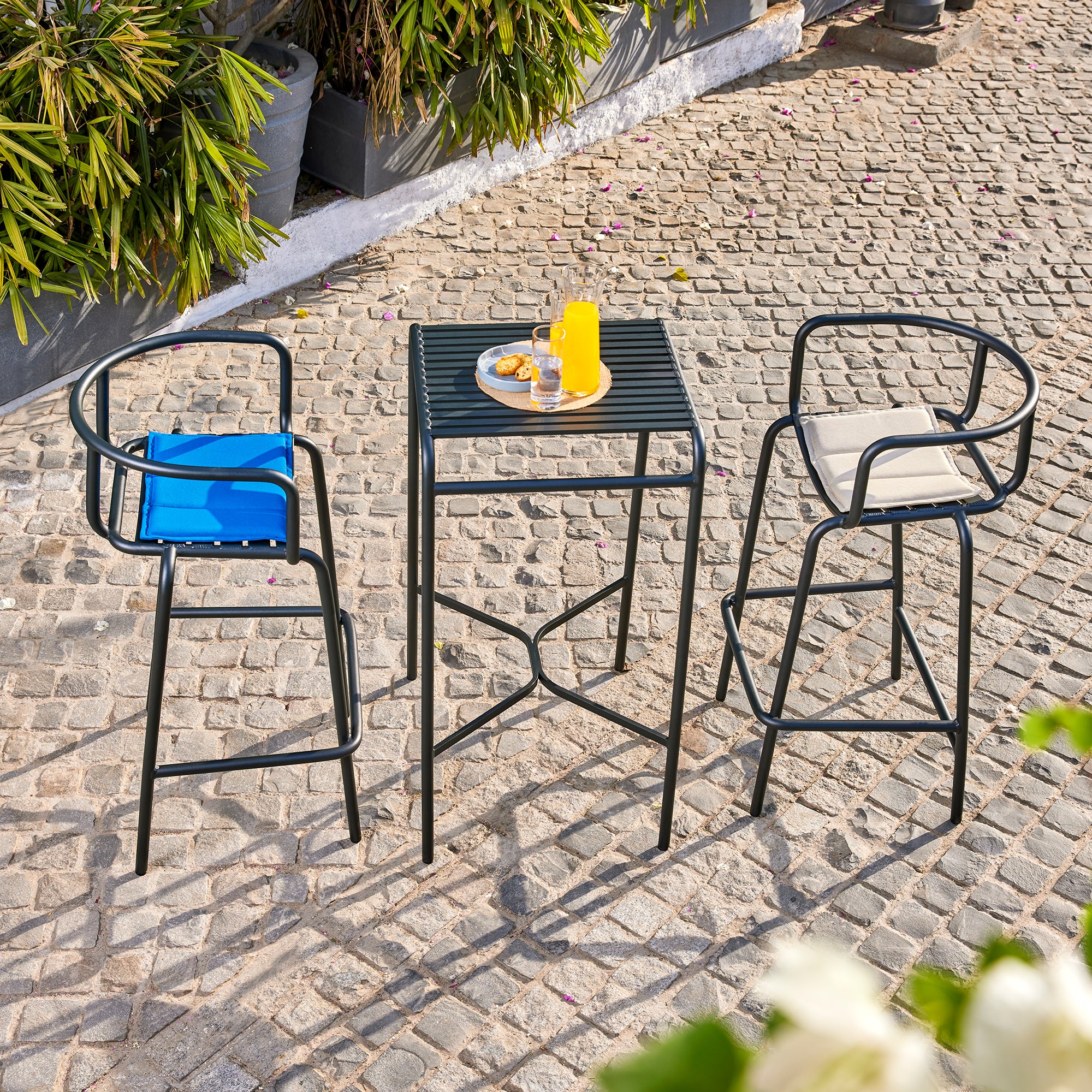 Bistro Barstool with Backrest