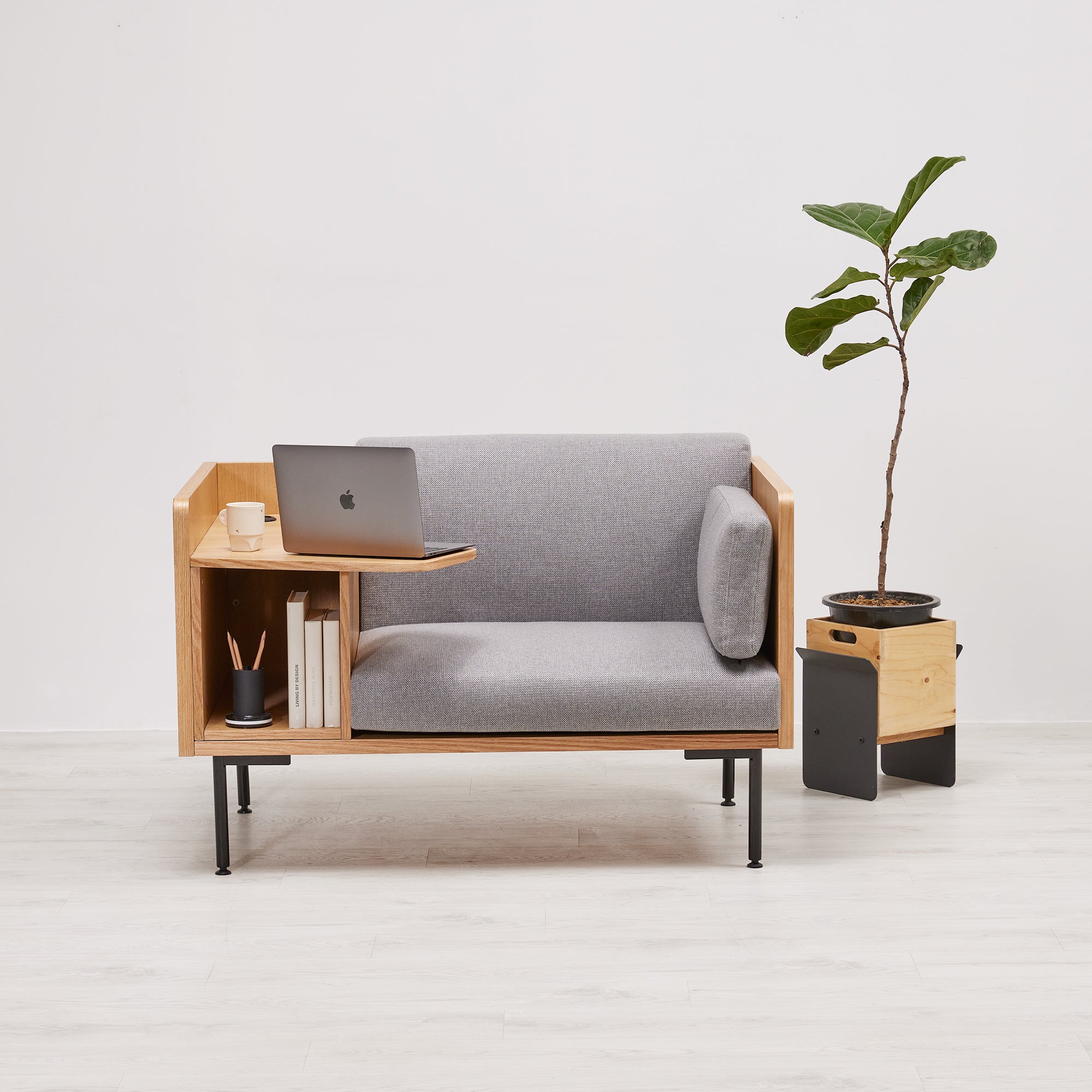 Layer Work Lounger - White Oak Veneer / Silica Grey Fabric