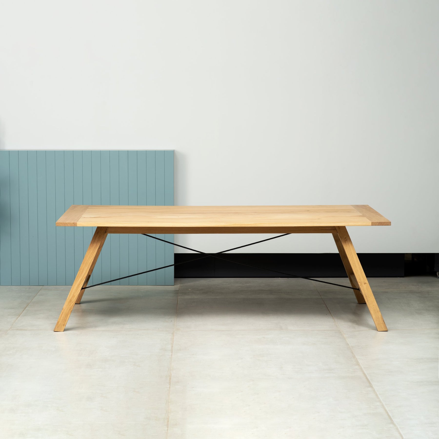 Aster Dining Table