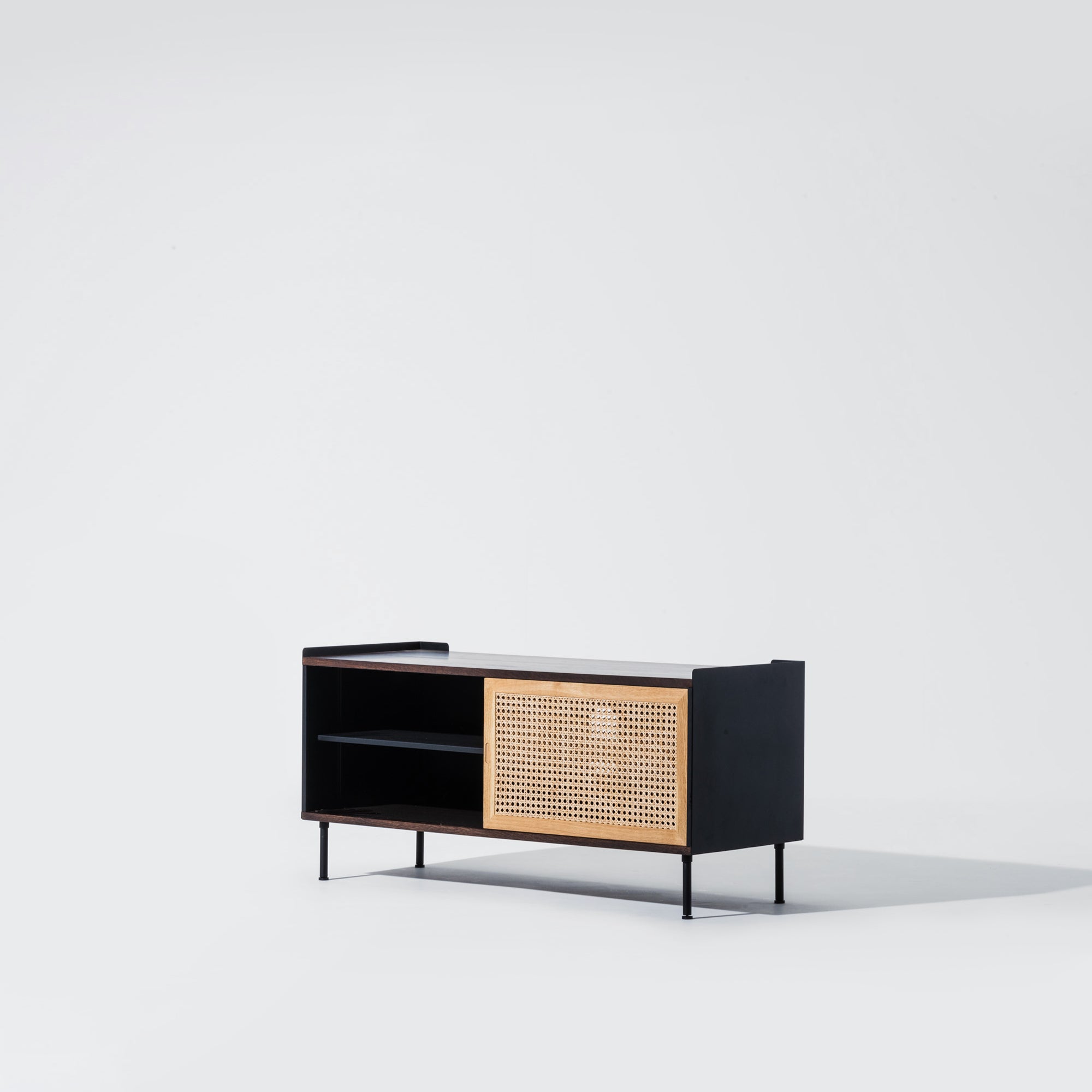 Wrap Wicker Console M - Dark Oakwood/Space Black