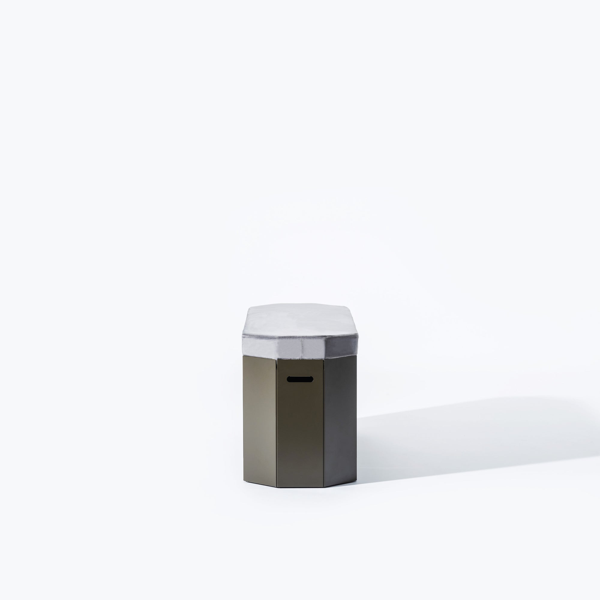 Otte Bench - Graphite Grey / Nordic 116