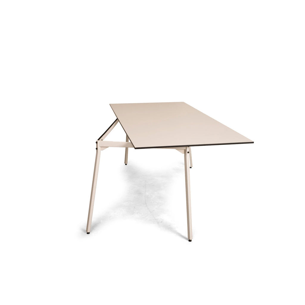 Zyle Dining Table