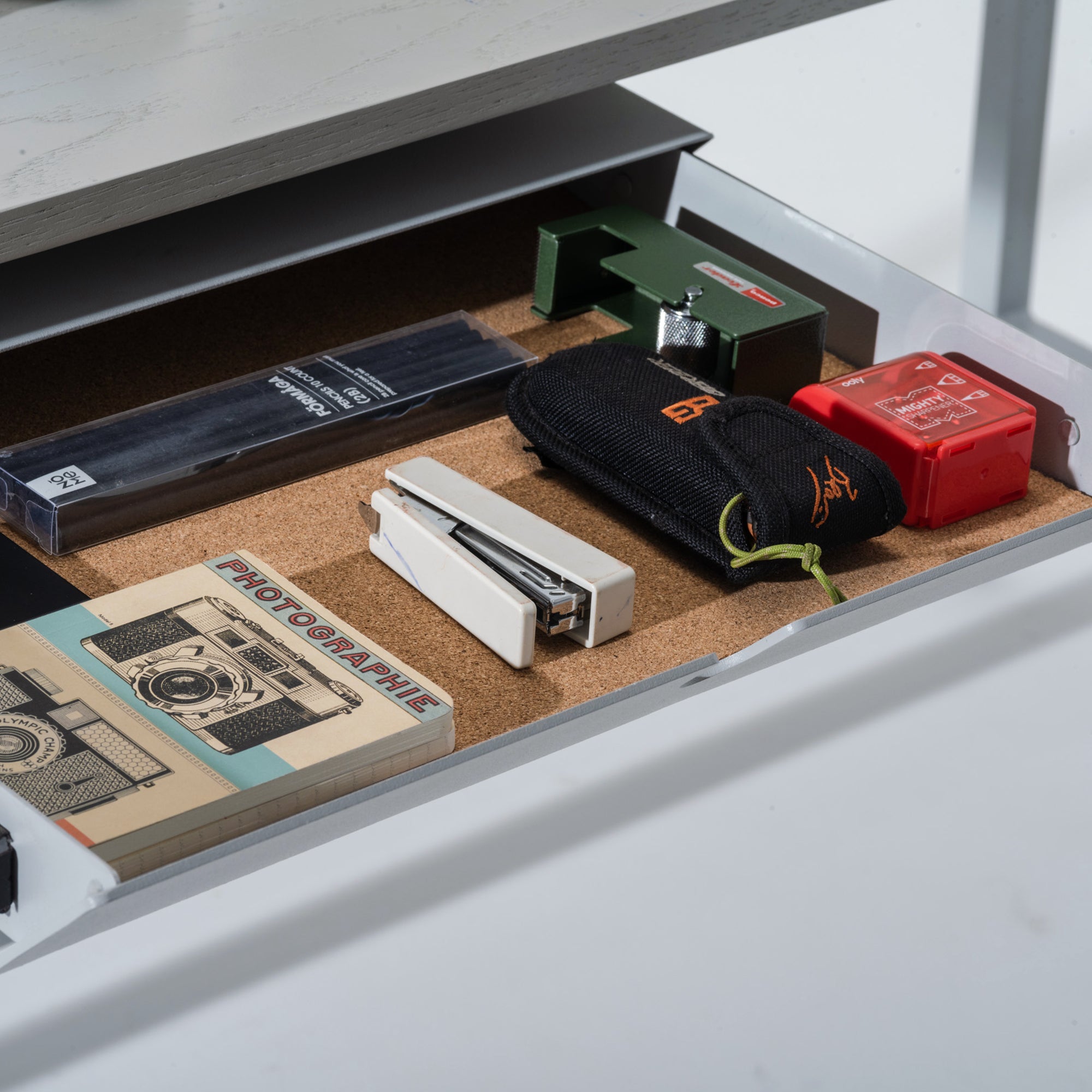 Mydesk - Natural Oakwood / Space Black