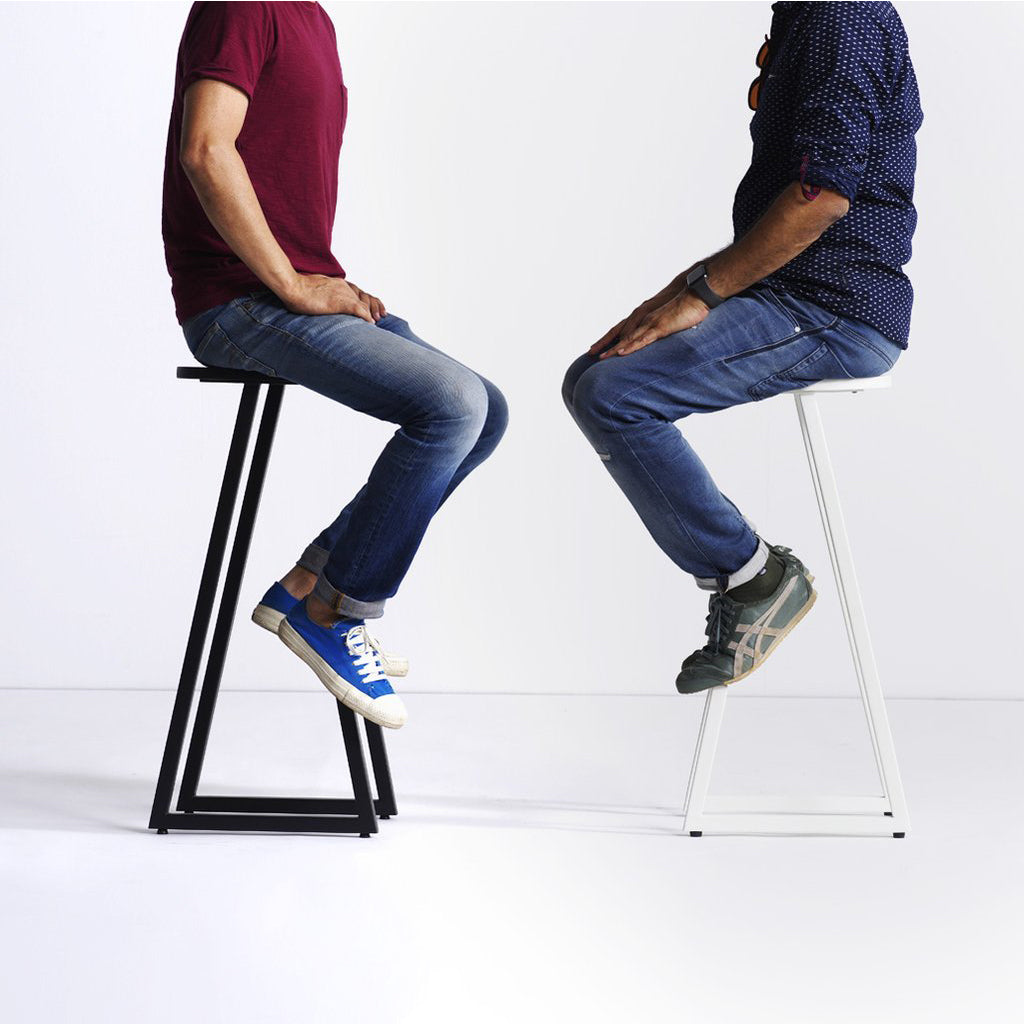 Turbo Barstool - Warm Grey/ Natural Oak