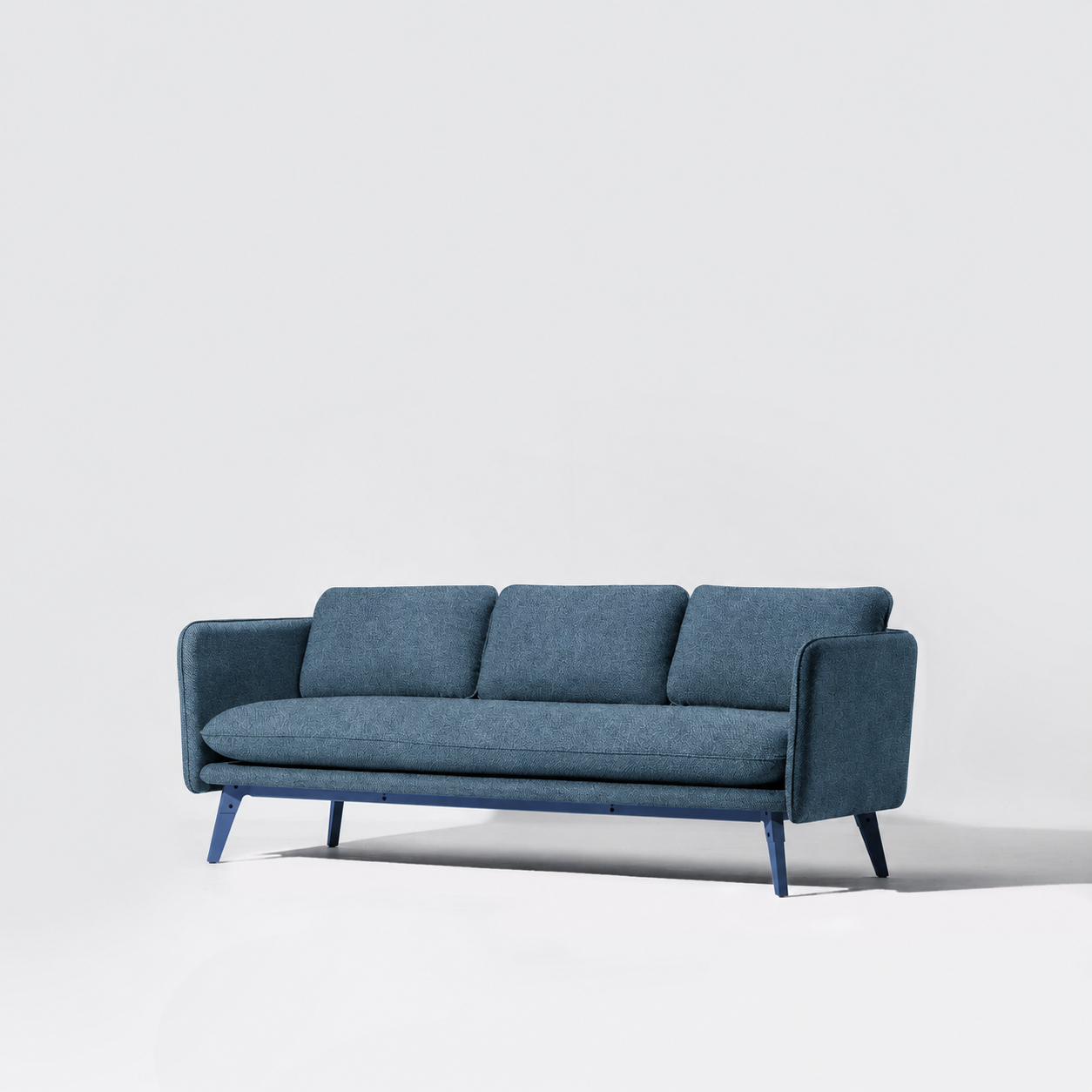 Wing Lounger - Midnight Blue Stained wood / Oden Denim